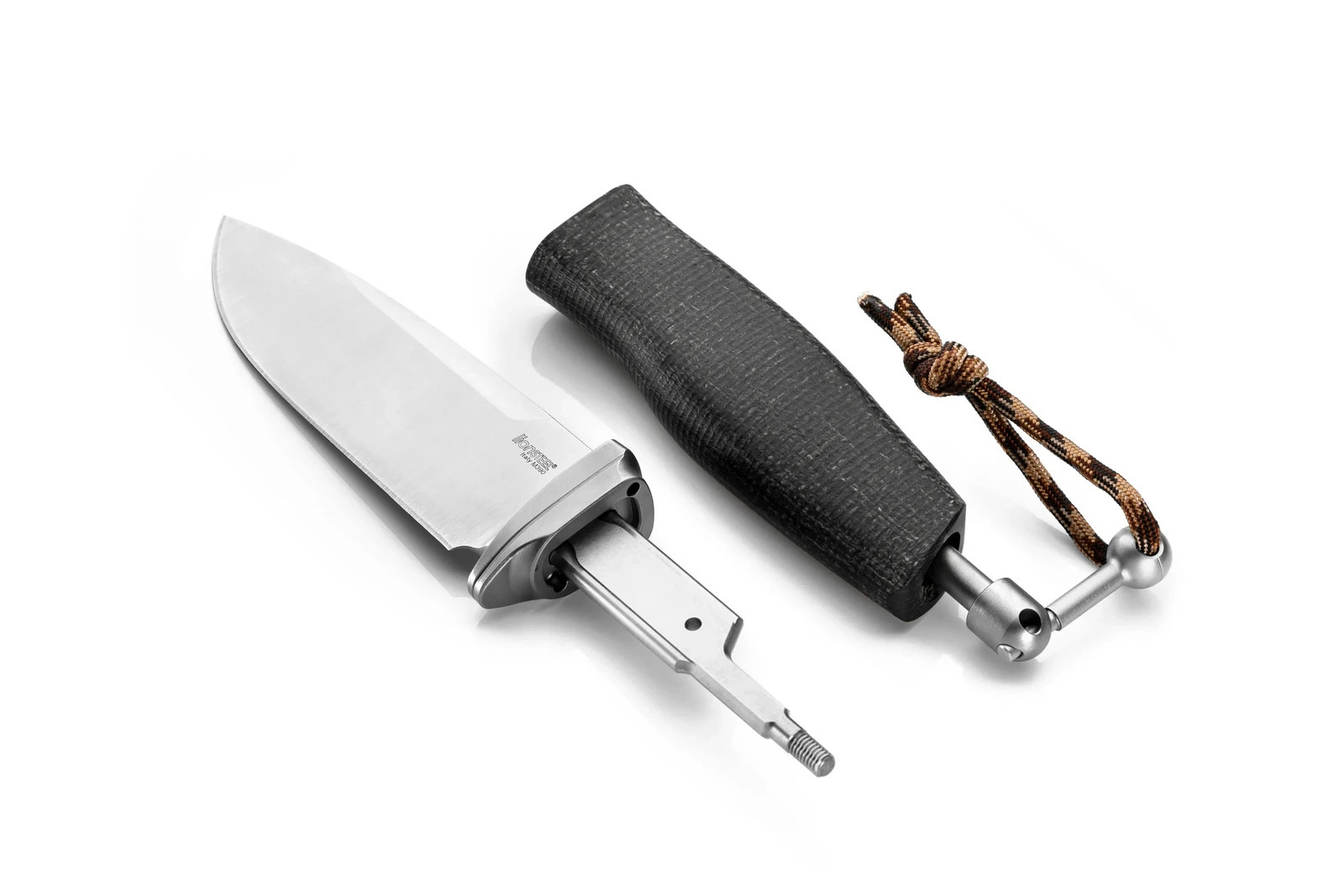 lionSTEEL Acha в разобранном виде: клинок с хвостовиком, отдельная рукоять, тыльная гайка и ключ