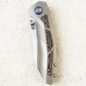 Нож Remette Kestrel, Satin, S35VN, Titanium Gray/Carbon Fiber Handle, RTPO-C Нож Remette Kestrel, Satin, S35VN, Titanium Gray/Carbon Fiber Handle, RTPO-C