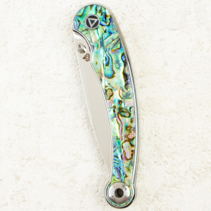 Нож QSP Dolphin, Mirror 14C28N, Abalone Handle, QS161-D Нож QSP Dolphin, Mirror 14C28N, Abalone Handle, QS161-D