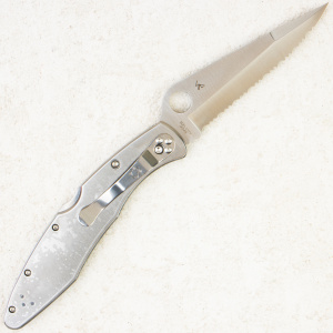 Нож Spyderco Police, Serrated, VG-10, Stainless Steel, C07S Нож Spyderco Police, Serrated, VG-10, Stainless Steel, C07S