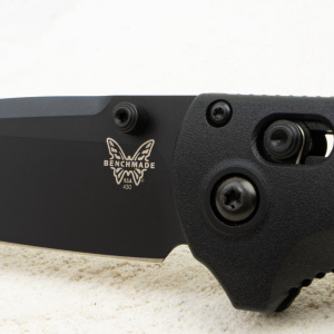 Нож Benchmade Redoubt, D2, Grivory Black, 430BK-02 Нож Benchmade Redoubt, D2, Grivory Black, 430BK-02