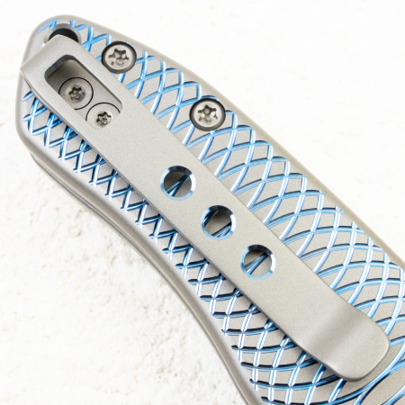 Нож WE Knife Button Lock Kitefin, CPM 20CV, Blue Polished Ripple Patterned Gray Titanium Handle - купить в интернет-магазине Blademan