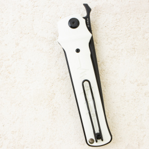 Нож Petrified Fish Tena, D2, Black Stonewash, G10 White Handle, PFB04WDW Нож Petrified Fish Tena, D2, Black Stonewash, G10 White Handle, PFB04WDW