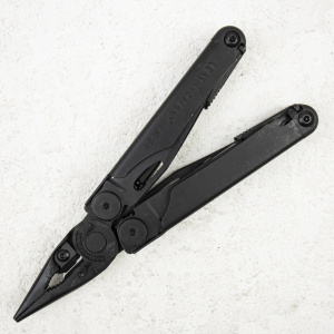 Мультитул Leatherman Wave Plus Black Molle 832526 - купить в интернет-магазине Blademan
