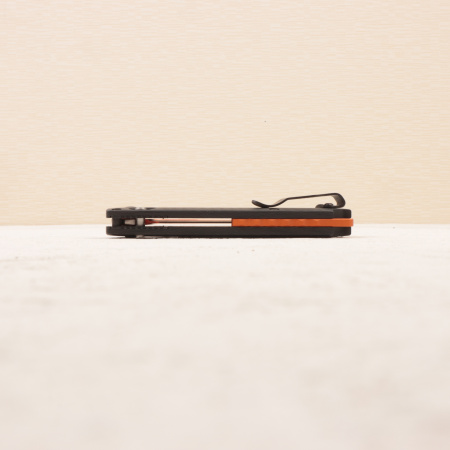 Нож Benchmade Mini Taggedout, MagnaCut, Black Carbon Fiber Handle, 15533OR-01