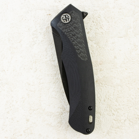 Нож Petrified Fish Pub, D2, Stonewashed, Carbon Fiber/G10 Black Handle, PF838CDW Нож Petrified Fish Pub, D2, Stonewashed, Carbon Fiber/G10 Black Handle, PF838CDW