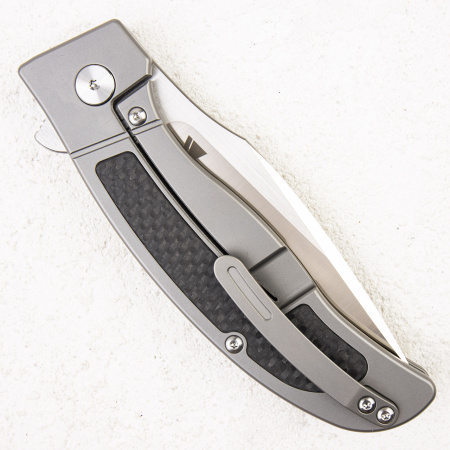 Нож QSP Legatus, M390, Titanium/Carbon Нож QSP Legatus, M390, Titanium/Carbon - купить в интернет-магазине Blademan