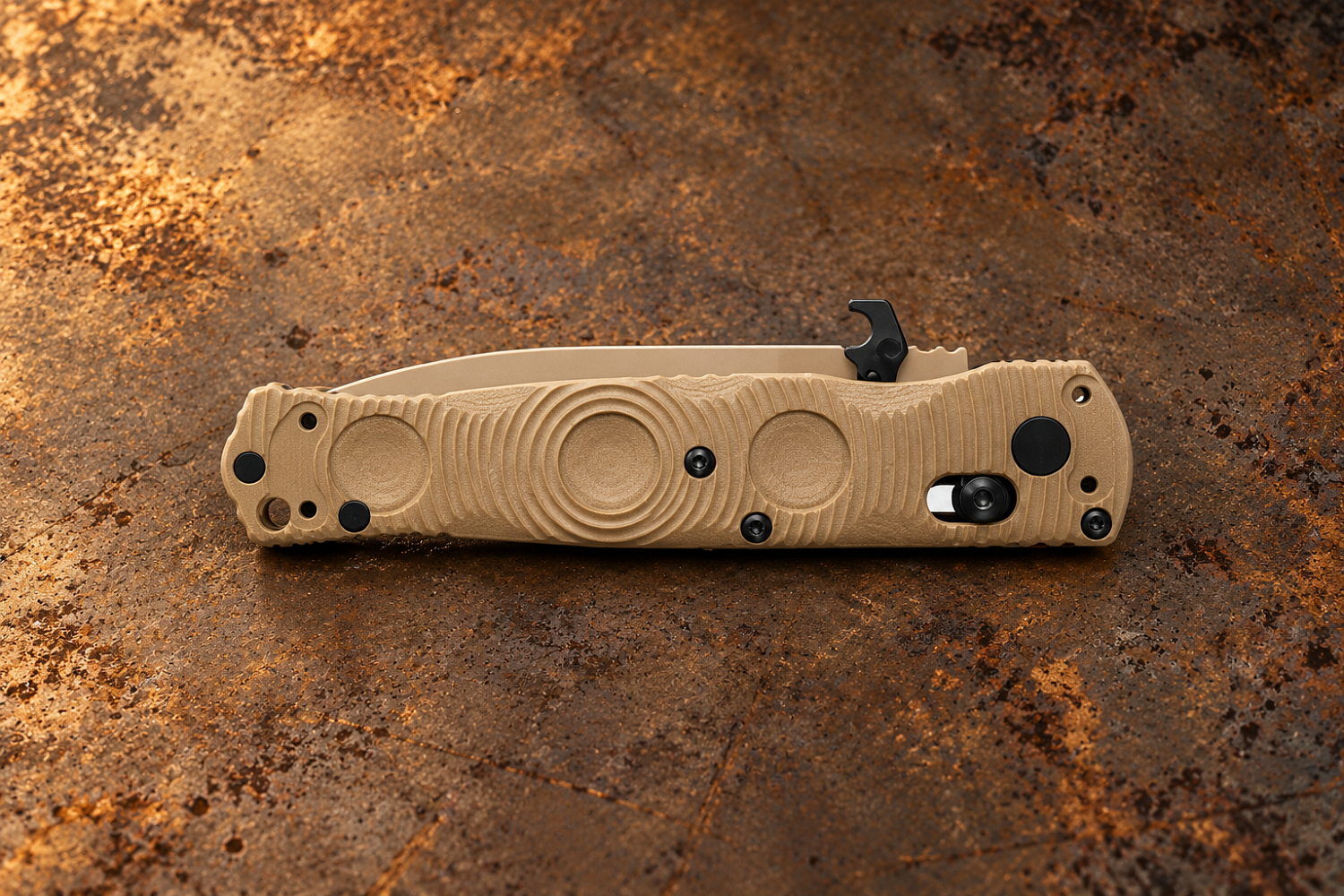 Benchmade Mini SOCP Folder: нож, который можно настроить под себя