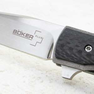 Нож Boker Plus Urban Trapper, VG-10, Carbon Нож Boker Plus Urban Trapper, VG-10, Carbon