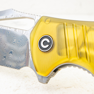 Нож CIVIVI BullTusk Flipper & Thumb Hole Knife Polished Ultem, C23017-DS1 - складной туристические ножи из стали Нож CIVIVI BullTusk Flipper & Thumb Hole Knife Polished Ultem, C23017-DS1 - складной туристические ножи из стали