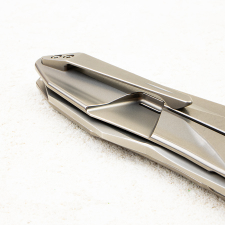 Нож WE Knife Solid, CPM 20CV, Bead Blasted Titanium - купить в интернет-магазине Blademan