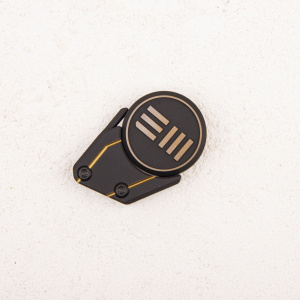 Шейный нож WE Knife Quark, M390, Titanium, Gold - купить в интернет-магазине Blademan