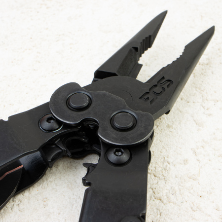 Мультитул SOG PowerAssist, Black Oxide-Nylon Sheath, B67N-CP