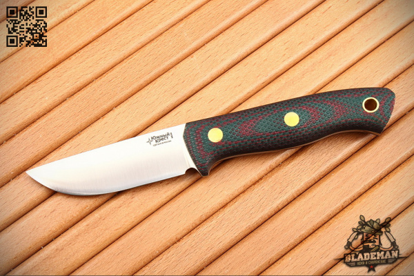 Южный Крест Fang, N690, Конвекс, Микарта зелёно-красная, Насечка - купить в интернет-магазине Blademan