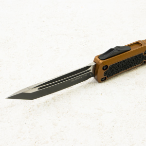 Нож Microtech Daytona, Black Standart, M390, Aluminum Tan, 127-1 TAS Нож Microtech Daytona, Black Standart, M390, Aluminum Tan, 127-1 TAS