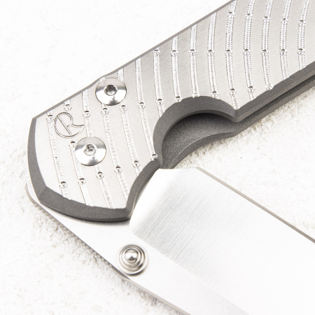 Нож Chris Reeve Large Sebenza 31 Unique Graphic, S45VN, Titanium/Cabochon Hematite Нож Chris Reeve Large Sebenza 31 Unique Graphic, S45VN, Titanium/Cabochon Hematite - купить в интернет-магазине Blademan