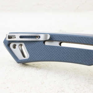 Нож CIVIVI Buster FG, Satin, Nitro-V, Coarse G10 Natural Blue Handle, C24052-2 Нож CIVIVI Buster FG, Satin, Nitro-V, Coarse G10 Natural Blue Handle, C24052-2