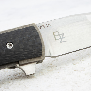 Нож Boker Plus Urban Trapper, VG-10, Carbon Нож Boker Plus Urban Trapper, VG-10, Carbon