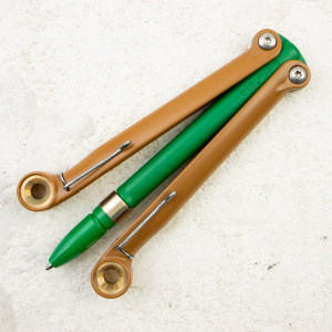 Тактическая ручка BaliYo by Spyderco Коричнево-зеленая, YUS113