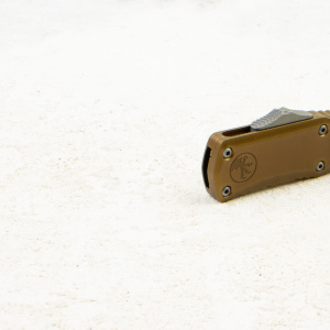 Нож Microtech Hera II Mini, Apocalyptic, M390, Aluminium OD Green, 1703M-10 Нож Microtech Hera II Mini, Apocalyptic, M390, Aluminium OD Green, 1703M-10