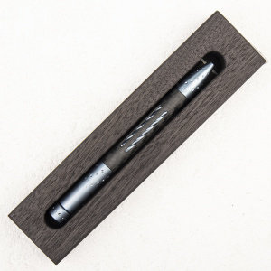 Ручка lion STEEL Nyala, Carbon Fiber, Blue Frosted Ручка lion STEEL Nyala, Carbon Fiber, Blue Frosted - купить в интернет-магазине Blademan
