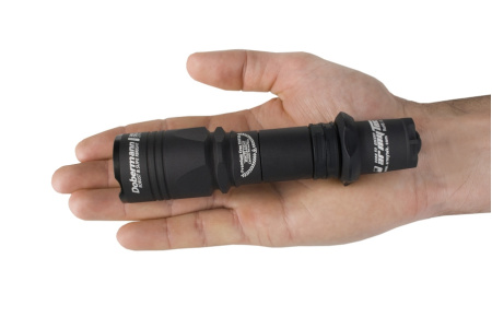 Фонарь Armytek Dobermann Pro, XHP35 HI, Warm Light Фонарь Armytek Dobermann Pro, XHP35 HI, Warm Light - купить в интернет-магазине Blademan