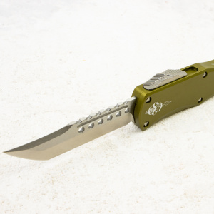 Нож Microtech Hera Hellhound, Stonewash, M390, Aluminum OD Green, 919-10 ODS, (Signature Series) Нож Microtech Hera Hellhound, Stonewash, M390, Aluminum OD Green, 919-10 ODS, (Signature Series)