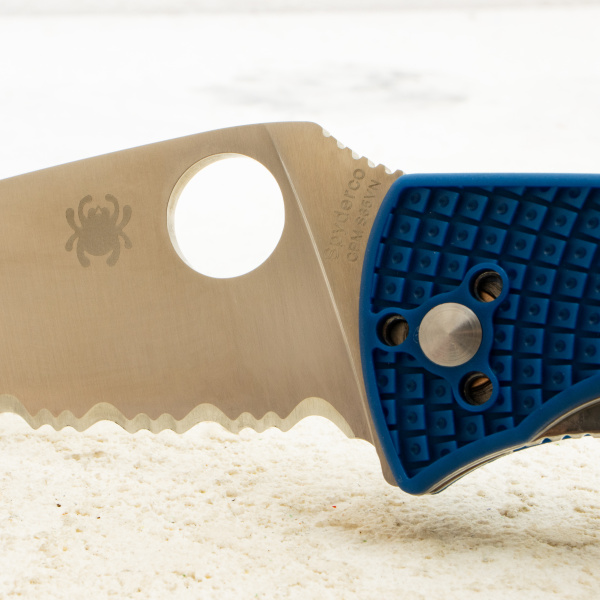 Нож Spyderco Tenacious, CPM S35VN, FRN Blue, C122PSBL