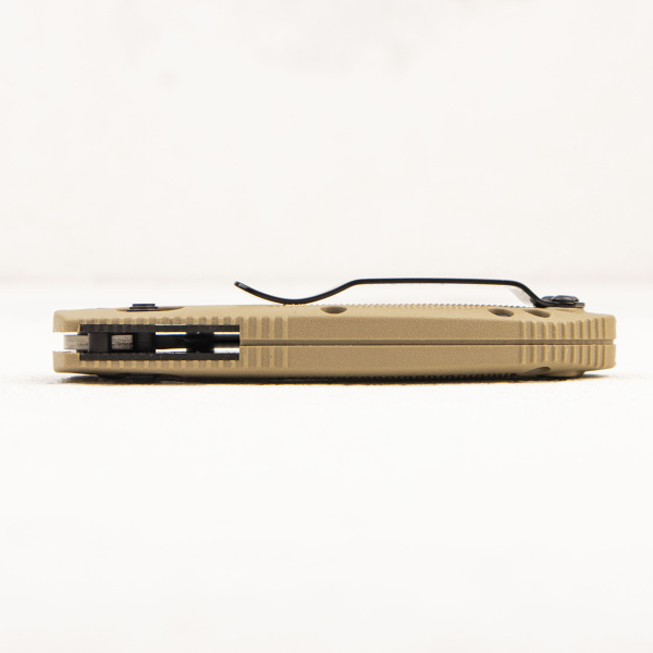 Нож Benchmade 557BKSN Mini-Griptilian Tanto Black Plain, Sand