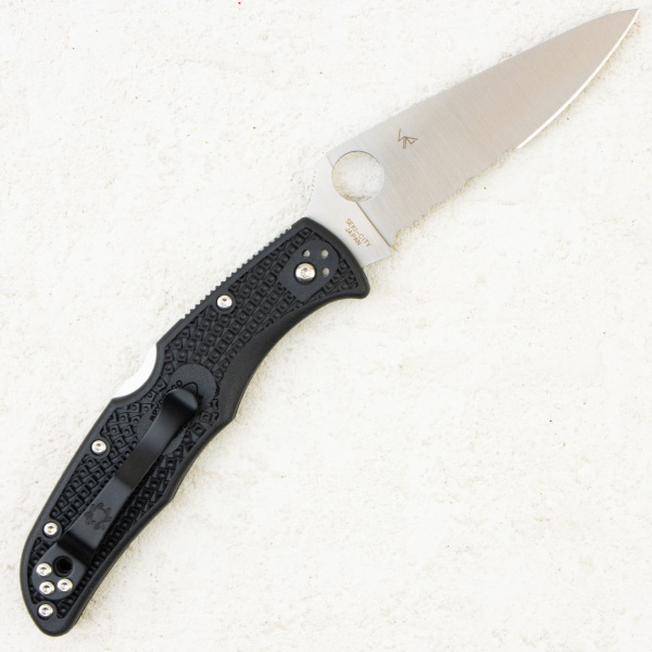 Нож Spyderco Endura 4 Thin Red Line, VG-10, FRN Black, C10FPSBKRD