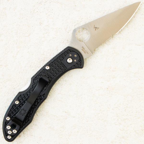 Нож Spyderco Delica 4 Thin Blue Line, VG-10, FRN Black, C11FPSBKBL