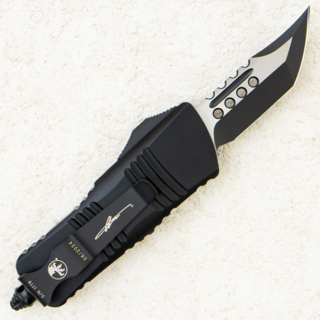 Нож Microtech Mini Troodon Hellhound, Tactical, M390, Aluminum Black, 819-1 TS, (Signature Series) Нож Microtech Mini Troodon Hellhound, Tactical, M390, Aluminum Black, 819-1 TS, (Signature Series)