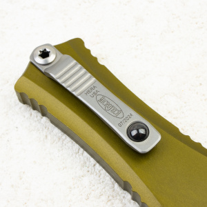 Нож Microtech Hera II Mini 30th Anniversary, Stonewash, M390, Aluminium OD Green, 1703M-10 Нож Microtech Hera II Mini 30th Anniversary, Stonewash, M390, Aluminium OD Green, 1703M-10
