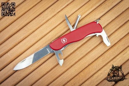 Нож перочинный Victorinox Adventurer Red - купить в интернет-магазине Blademan