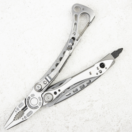 Мультитул Leatherman Skeletool 830920 - купить в интернет-магазине Blademan