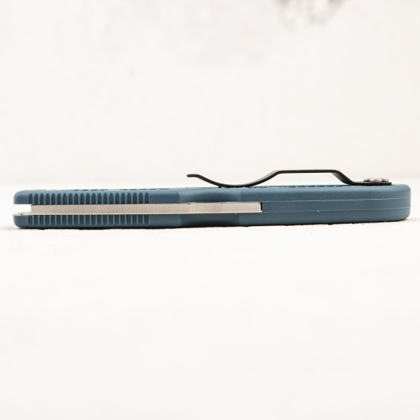 Нож Spyderco Endura 4, K390, FRN Blue, C10FPK390