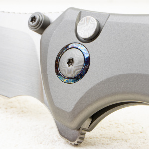 Нож WE Knife Ziffius Flipper & Thumb Stud & Button Lock Knife Gray Titanium Handle With Flamed Titanium Integral Spacer. LIMITED EDITION, WE22024D-4 - складной туристические ножи из стали Нож WE Knife Ziffius Flipper & Thumb Stud & Button Lock Knife Gray Titanium Handle With Flamed Titanium Integral Spacer. LIMITED EDITION, WE22024D-4 - складной туристические ножи из стали