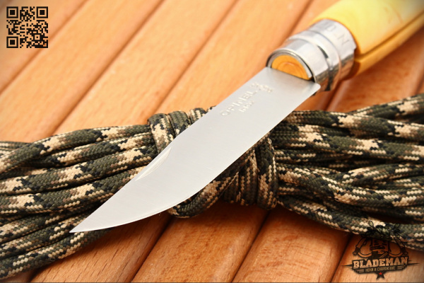 Нож Opinel №7 Nature, Нержавеющая сталь, Самшит, Гравировка листья - складной туристические ножи из стали