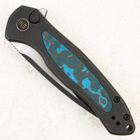 Нож WE Knife Button Lock Kitefin, CPM 20CV, Carbon Fiber / Black Titanium Handle - купить в интернет-магазине Blademan