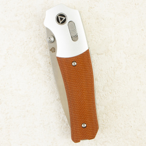 Нож QSP Vault, Stonewash-Satin 14C28N, Silver Bolster/Micarta Tan, QS157-C1 Нож QSP Vault, Stonewash-Satin 14C28N, Silver Bolster/Micarta Tan, QS157-C1