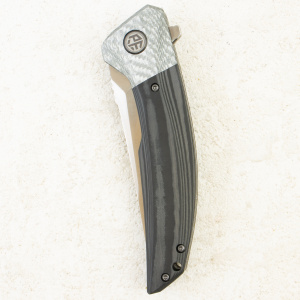 Нож Petrified Fish Deepsea, Satin, K110, Carbon Fiber Handle, PFP05CS Нож Petrified Fish Deepsea, Satin, K110, Carbon Fiber Handle, PFP05CS
