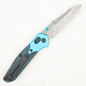 Нож Benchmade Mini Osborne, Gold Class, Damasteel, Carbon Fiber Arctic Storm, 945-221 Нож Benchmade Mini Osborne, Gold Class, Damasteel, Carbon Fiber Arctic Storm, 945-221
