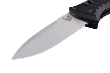 Benchmade Auto Presidio II 5700 — клинок и маркировка