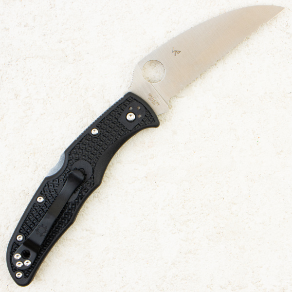 Нож Spyderco Endura 4 Wharncliffe, Serrated, VG-10, FRN Black, C10FSWCBK