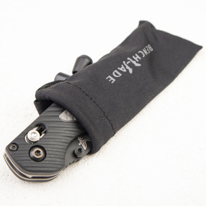 Нож Benchmade Mini Freek Black, CPM-S30V, Grivory/Versaflex - складной туристические ножи из стали Нож Benchmade Mini Freek Black, CPM-S30V, Grivory/Versaflex - складной туристические ножи из стали