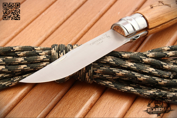 Нож Opinel №8 Animalia, Нержавеющая сталь, Дуб, Гравировка серна - складной туристические ножи из стали