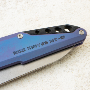 Нож NOC Knives Dark Feather 2.0, M390, Titanium Blue Handle, MT-2702 Нож NOC Knives Dark Feather 2.0, M390, Titanium Blue Handle, MT-2702