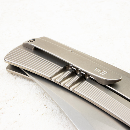 Нож WE Knife Nefaris, CPM 20CV, Bead Blasted Titanium Handle Нож WE Knife Nefaris, CPM 20CV, Bead Blasted Titanium Handle - купить в интернет-магазине Blademan