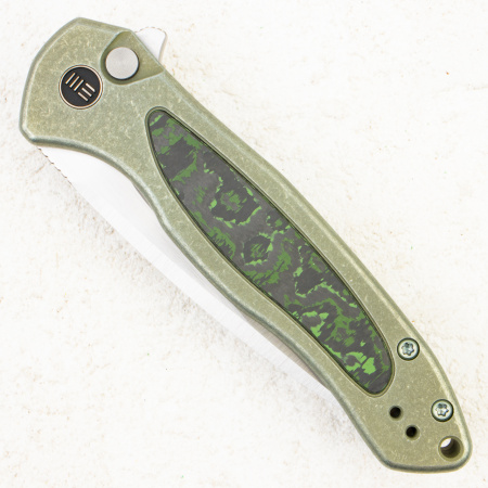 Нож WE Knife Button Lock Kitefin, CPM 20CV, Carbon Fiber / Green Titanium Handle - купить в интернет-магазине Blademan