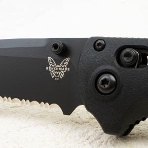 Нож Benchmade Redoubt Combo, D2, Grivory Black, 430SBK-02 Нож Benchmade Redoubt Combo, D2, Grivory Black, 430SBK-02